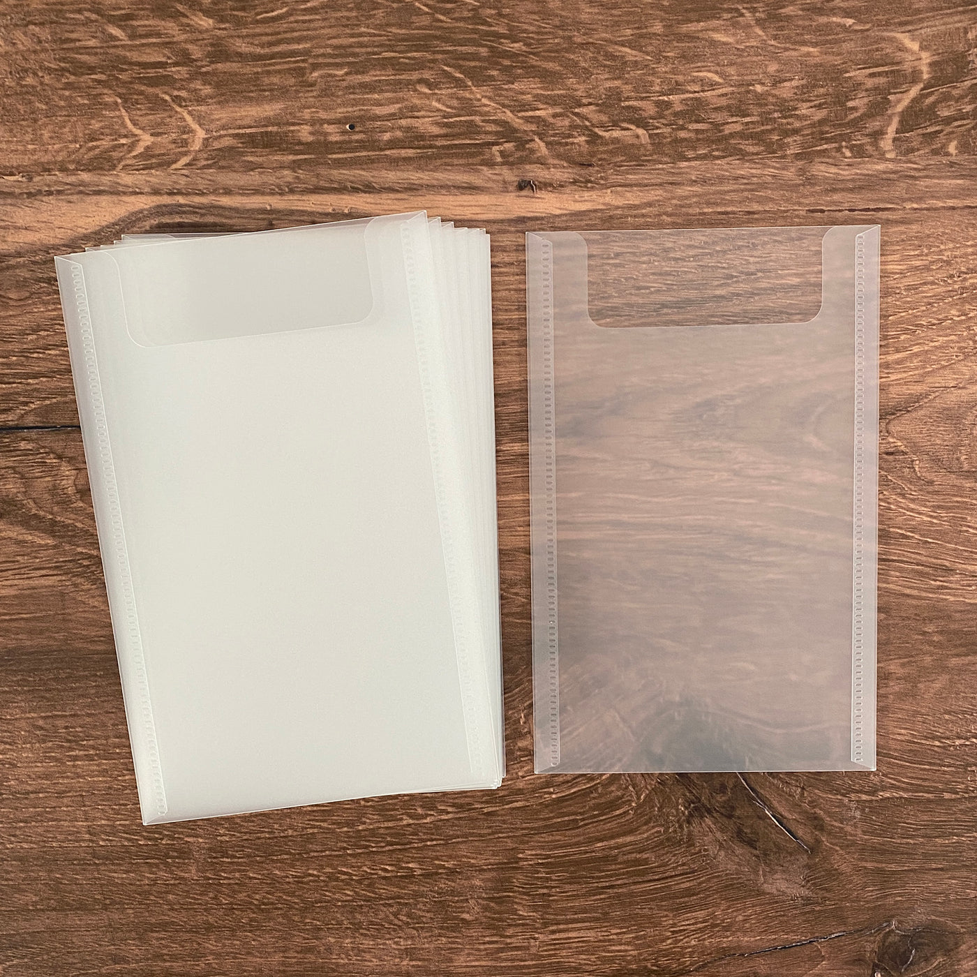 Cling & Store Clear Pockets - Standard