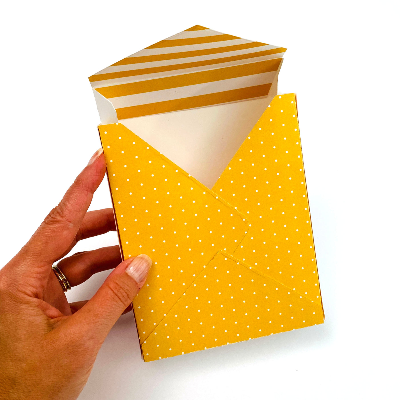 A2 Envelope Gift Box Dies – LDRS Creative